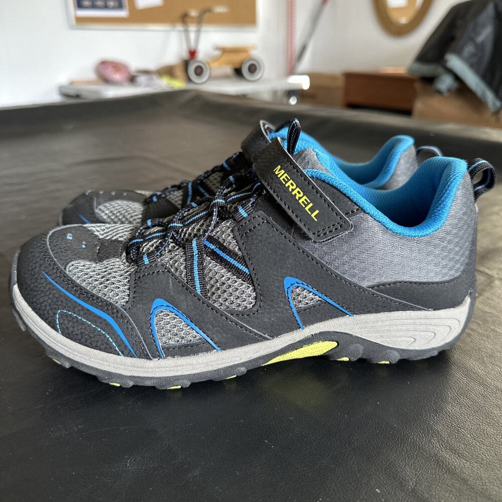 Merrell Size 7W Boys Hiking Shoes Sneakers MK261971 550